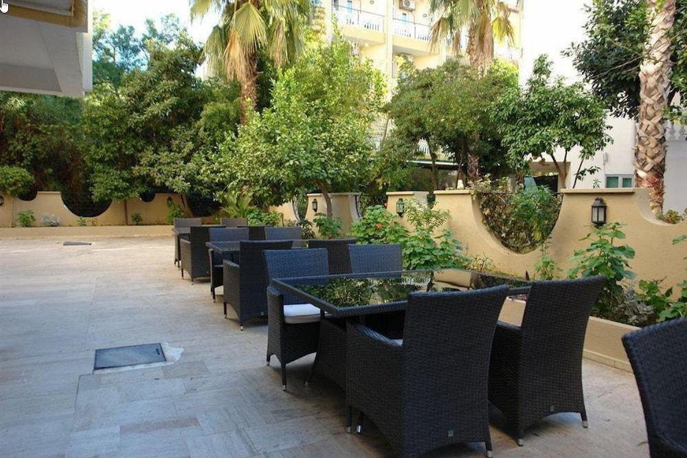 Ataer Hotel Анталия Екстериор снимка
